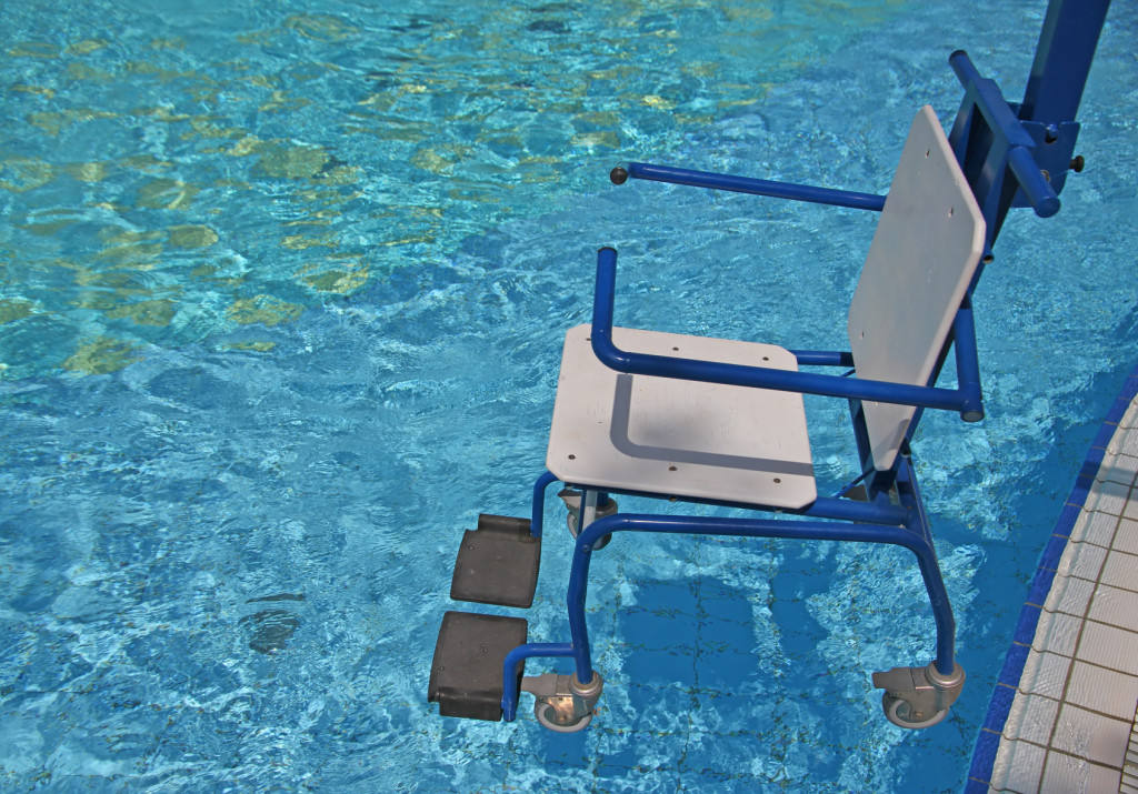 wheelchair swimming pool access